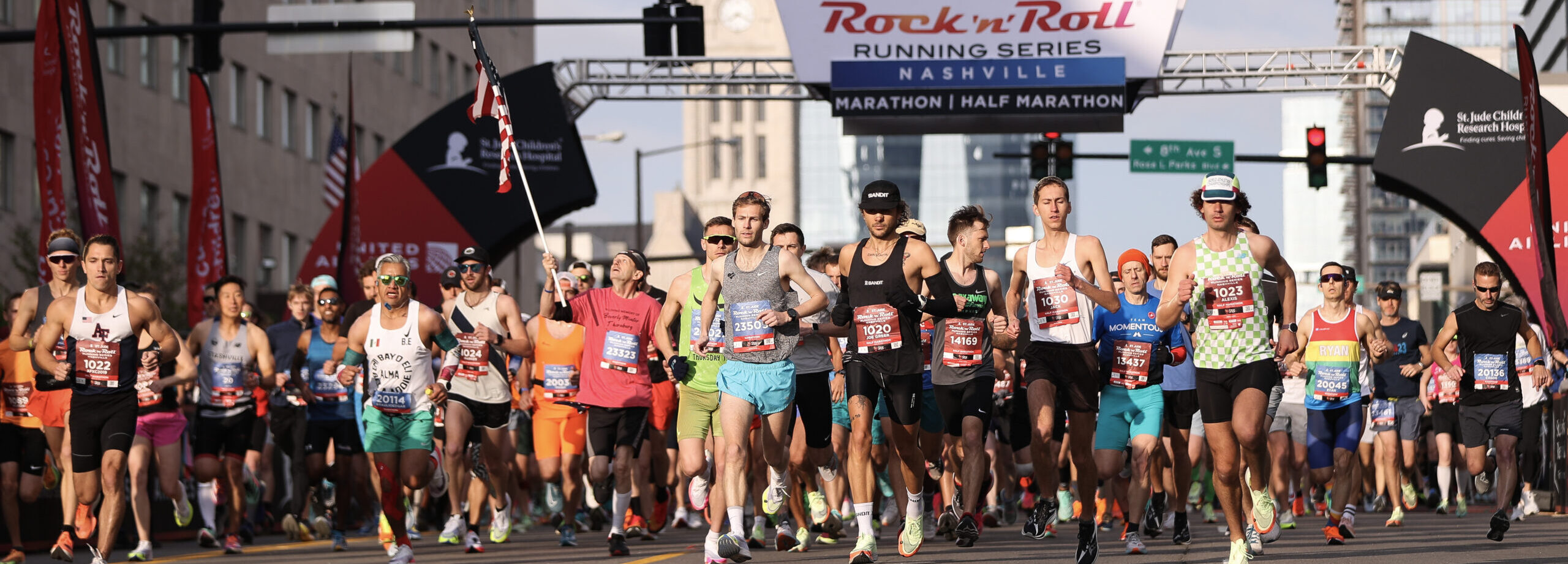 NASHVILLE, TENNESSEE - APRIL 22: Runners start the Rock 'n' Roll marathon and half marathon on Broadway on April 22, 2023 in Nashville, Tennessee. (Photo by Meg Oliphant/Getty Images for Rock 'n' Roll Marathon)